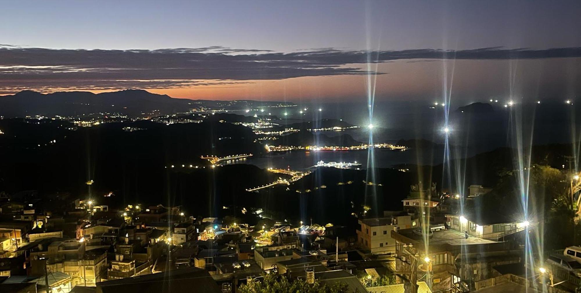 九份山海灣民宿 I 近老街 L 海景檜木房 Εξωτερικό φωτογραφία